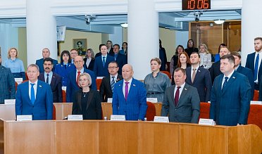 Депутаты приняли в первом чтении бюджет Оренбуржья